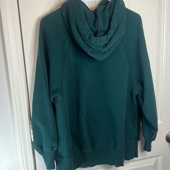 American Eagle Women’s Hoodie - Small (oversized) - Picture 4 of 5